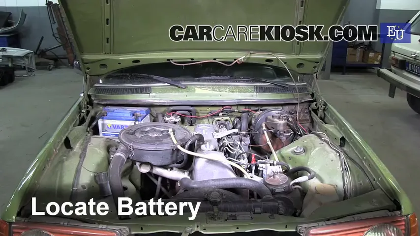 1983 Mercedes-Benz 200D 2.0L 4 Cyl. Diesel Battery